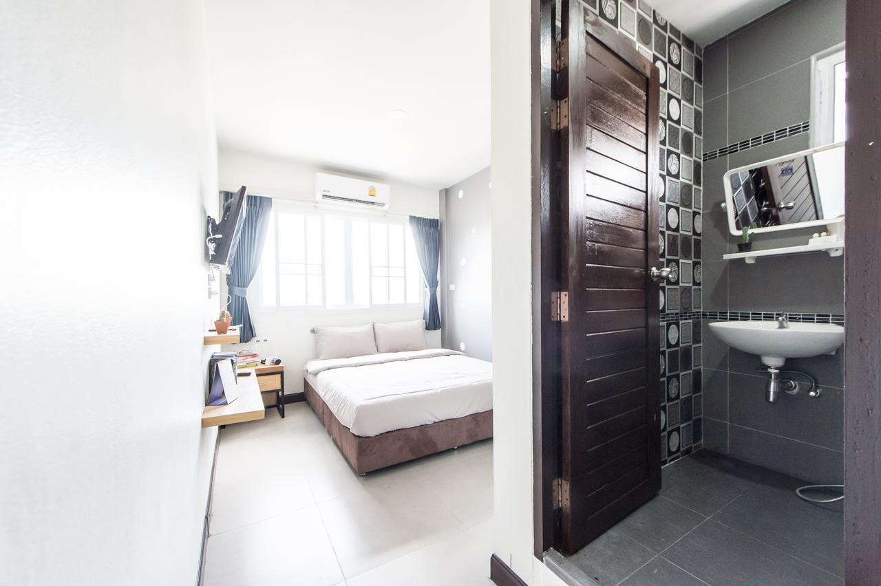 Full Stop. Hostel Чиангмай Экстерьер фото